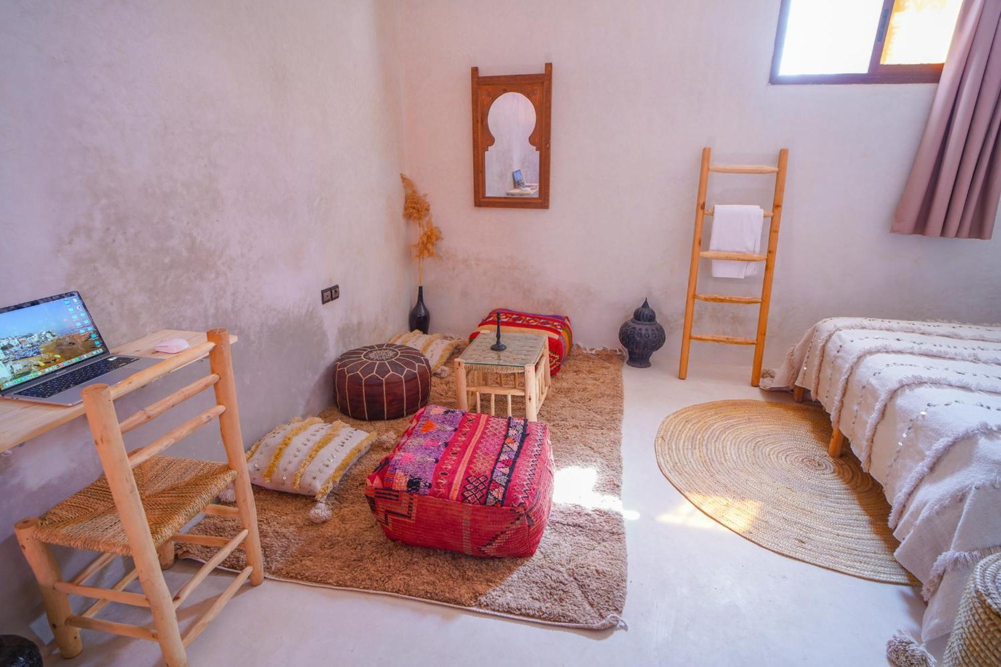Caban Surf Hostel Tamraght Buitenkant foto
